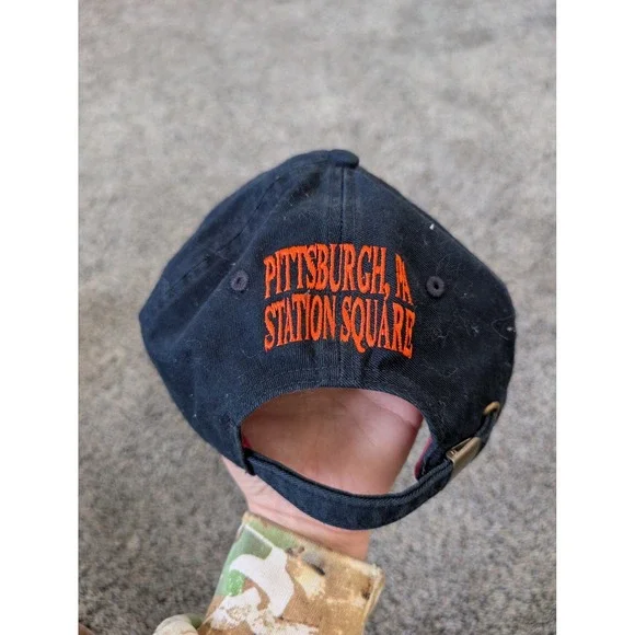 Hooters Pittsburgh Station Square Navy Blue Adjustable Dad Hat Falcon Headwear - Picture 4 of 4